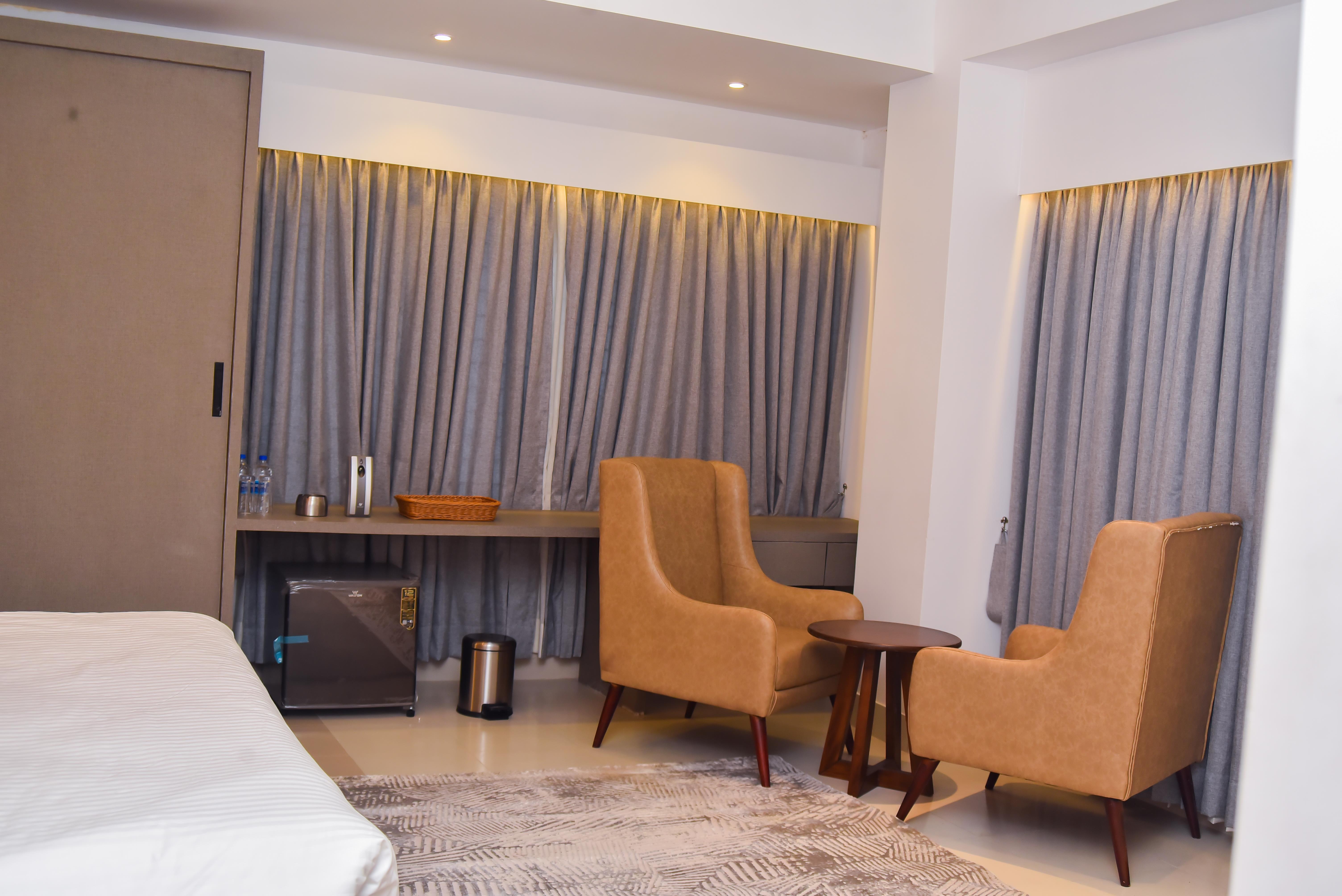Slider Image 12